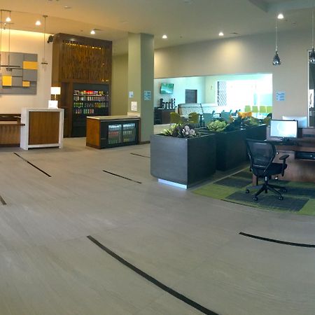 Holiday Inn Express & Suites Mexicali By Ihg Exterior foto
