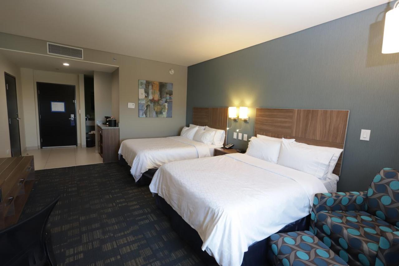 Holiday Inn Express & Suites Mexicali By Ihg Exterior foto
