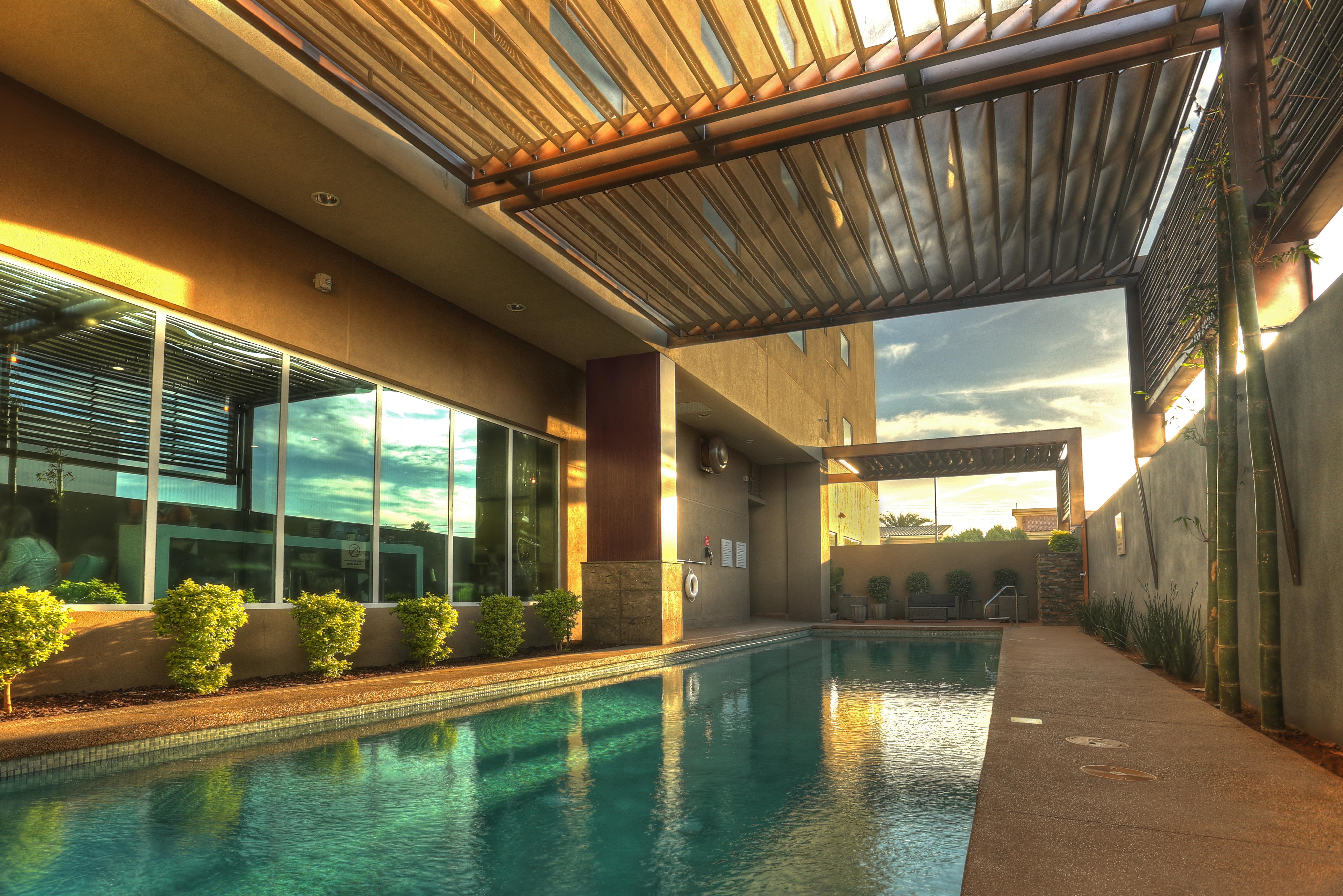 Holiday Inn Express & Suites Mexicali By Ihg Exterior foto