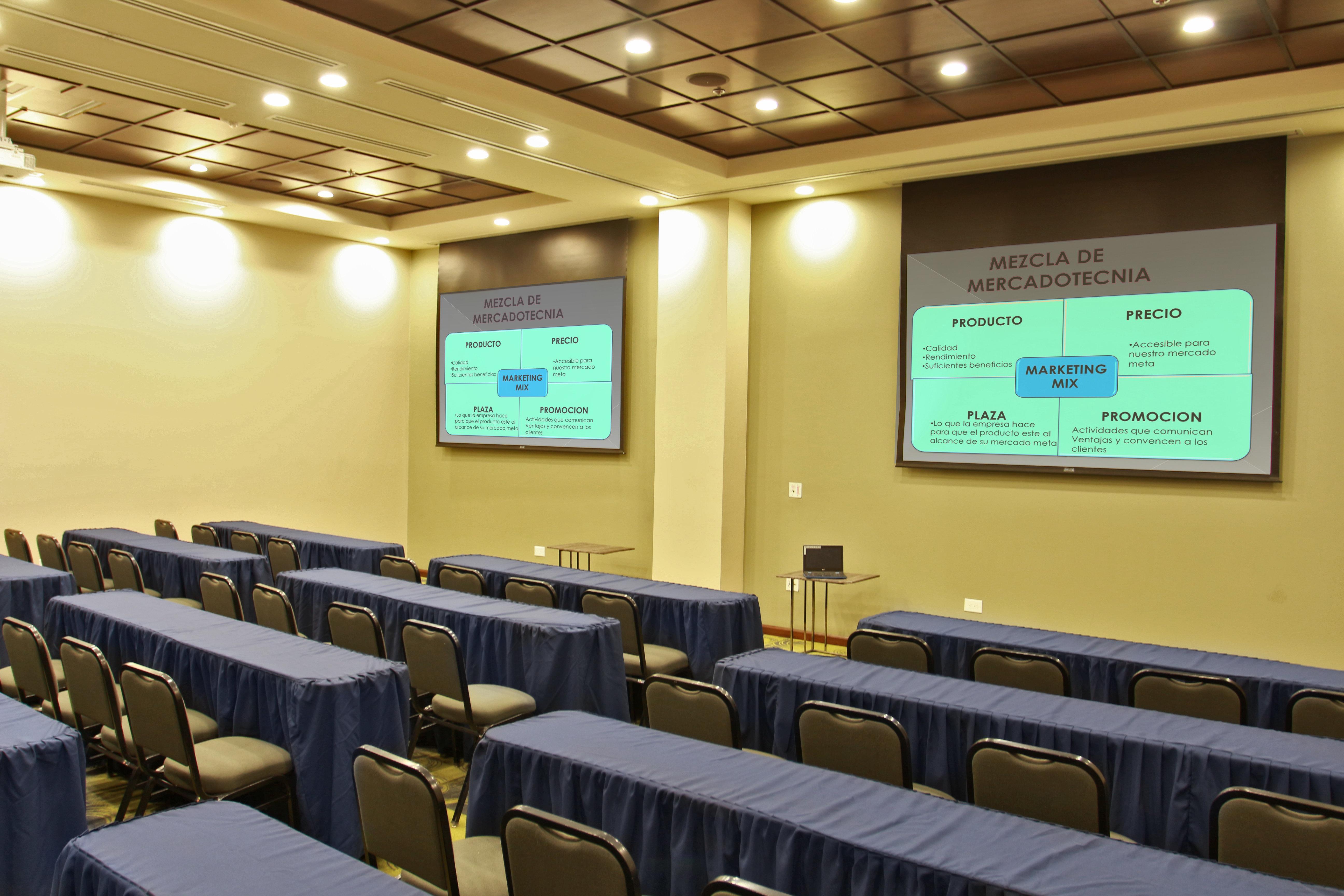 Holiday Inn Express & Suites Mexicali By Ihg Exterior foto